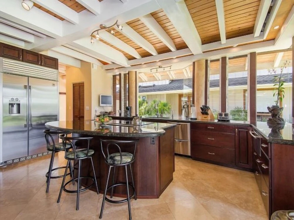 Rate Elegant Home With hot tub and Pool on Makai Golf Course