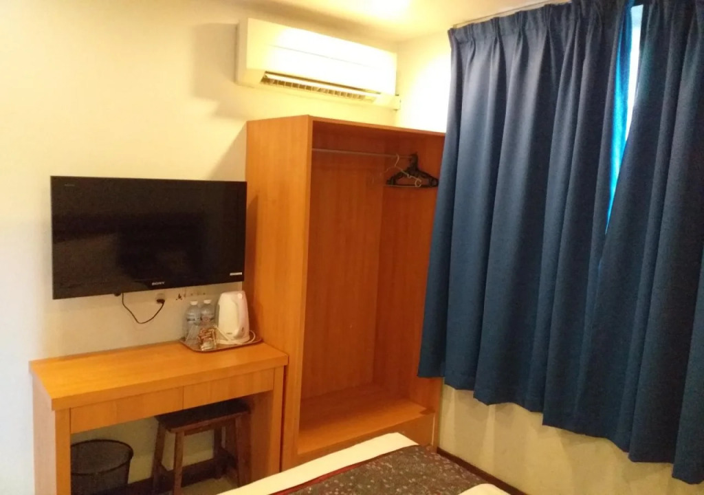 Transit Hotel