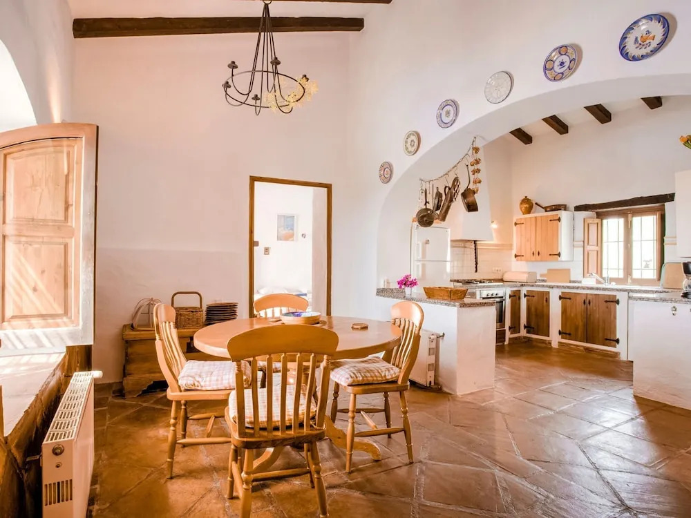 Completely Restored Beautiful 250-year-old Authentic Farm