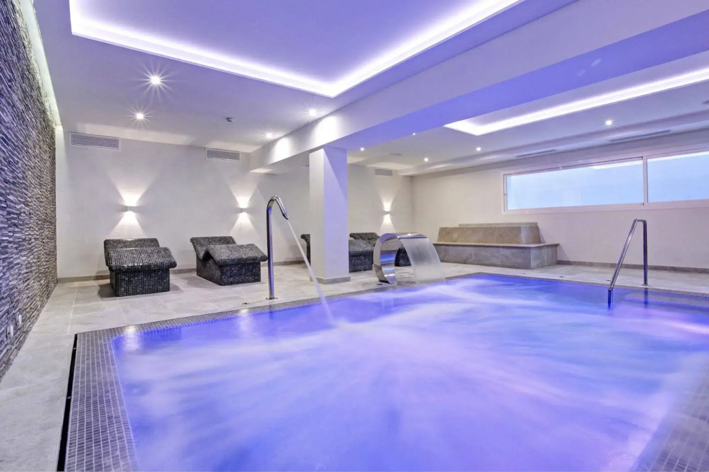 Grupotel Ibiza Beach Resort
