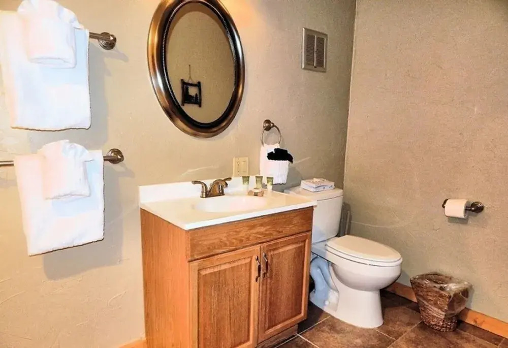 Rockridge 2BR Townhouses