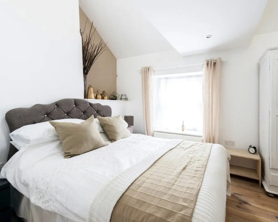 Teachers Cottage