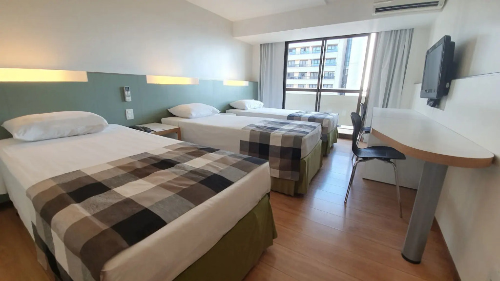St Paul Plaza Hotel