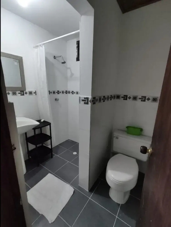 2 Bedroom Apartment Near The Sea With Air Conditioning And Wifi