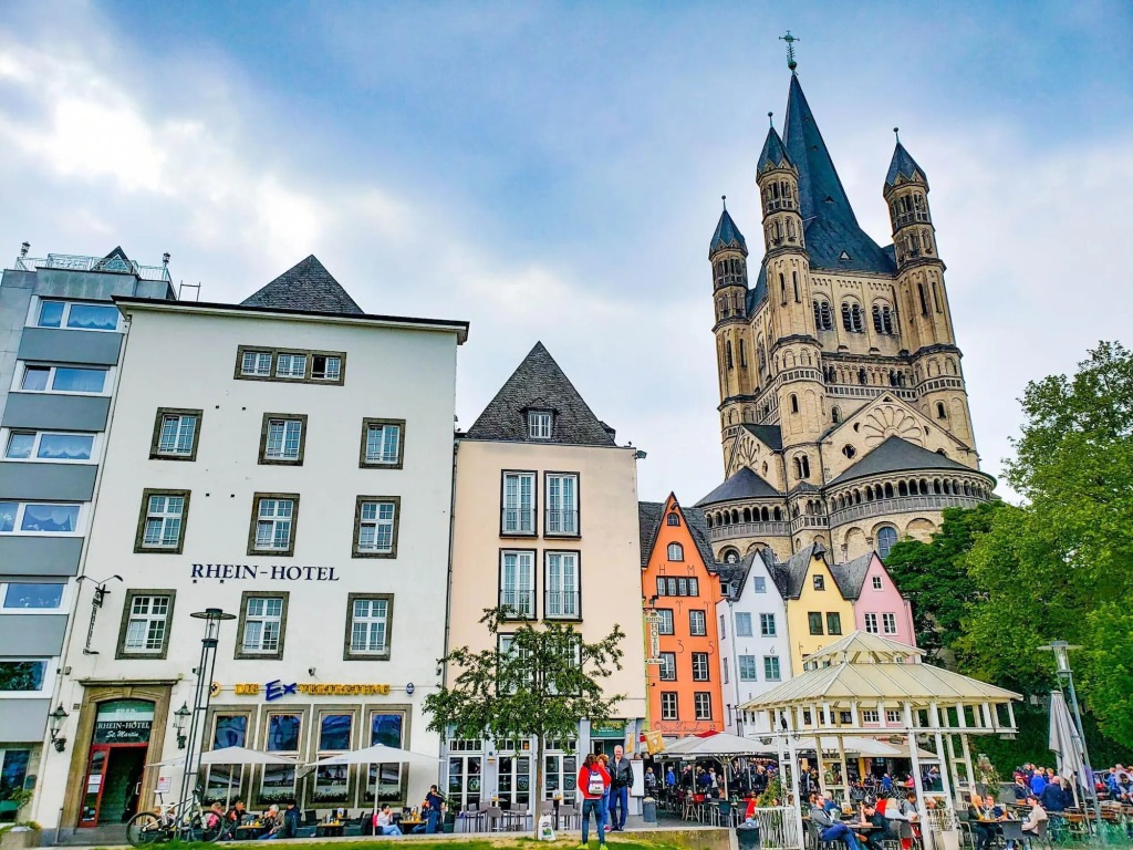 Rhein Hotel St. Martin