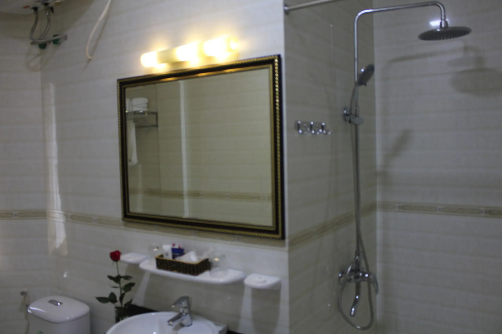 Starlight hotel Bãi Cháy