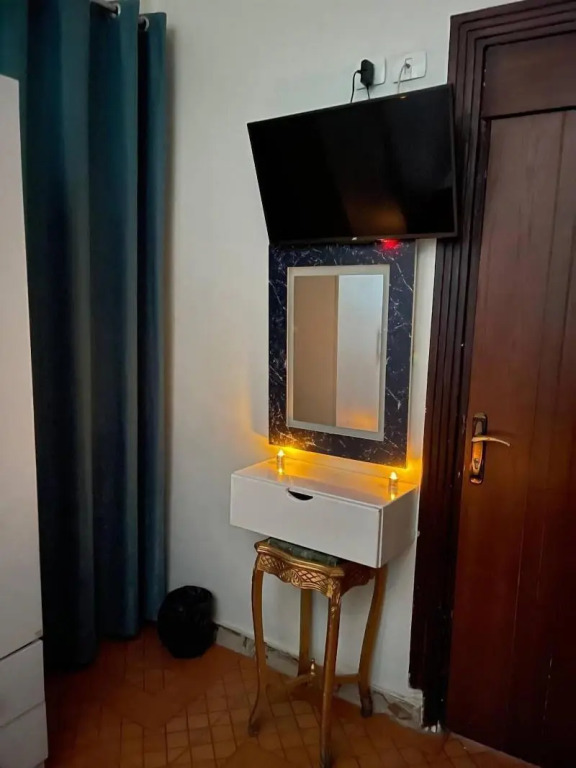New Abdeen palace hostel