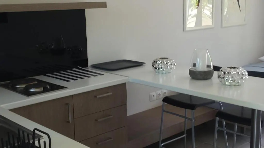 Orange Grove Suites
