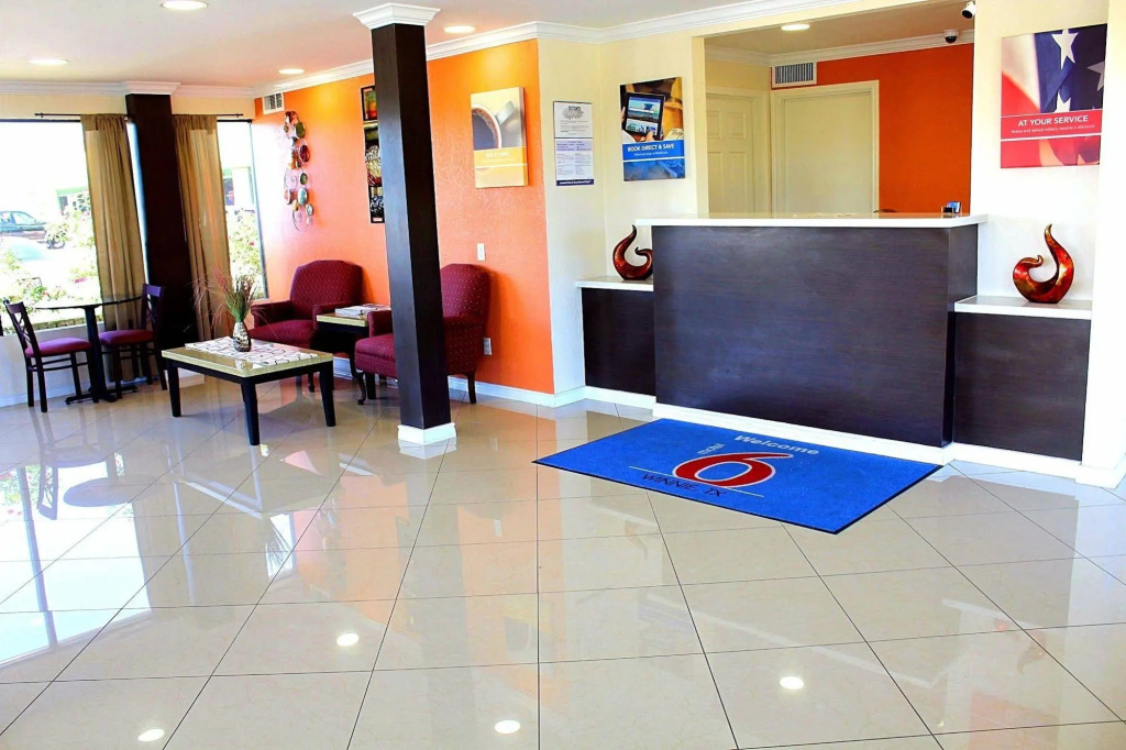 Motel 6-Winnie, TX