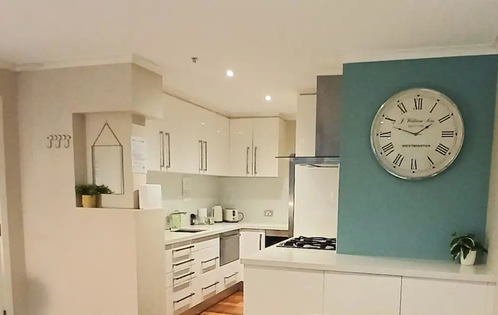 ReadySet Apartments at Southbank Condos