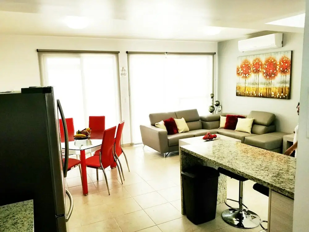 Bella Casa Nueva en Playa del Carmen