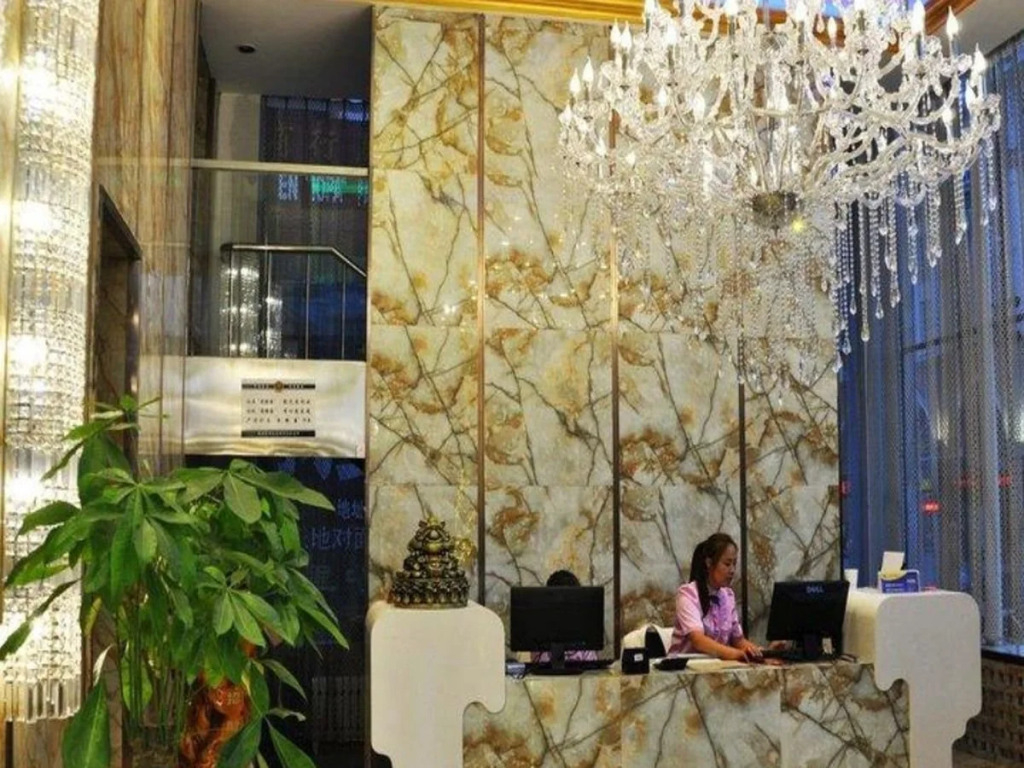 Aolong Business Hotel