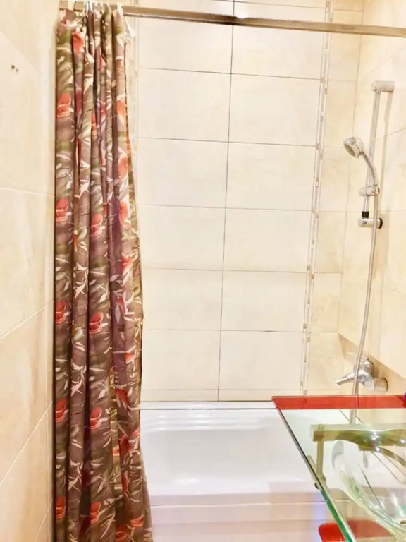The Apartament is Located 500 Meter From the Central Market