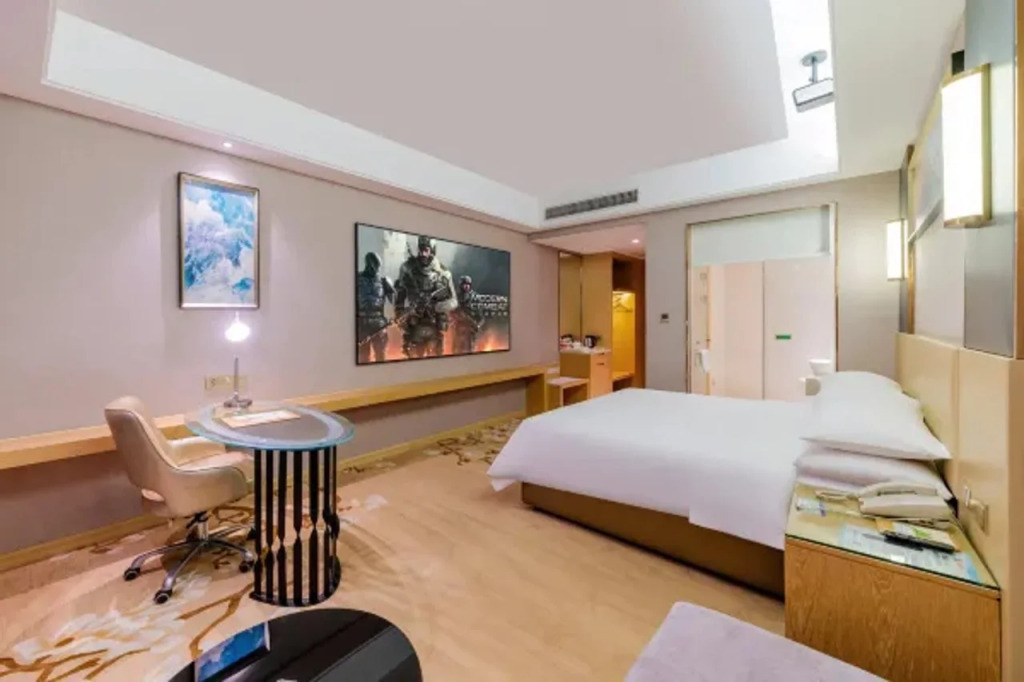 Vienna Hotel Guangdong Zhongshan Xiaolan High-Speed Railway Station