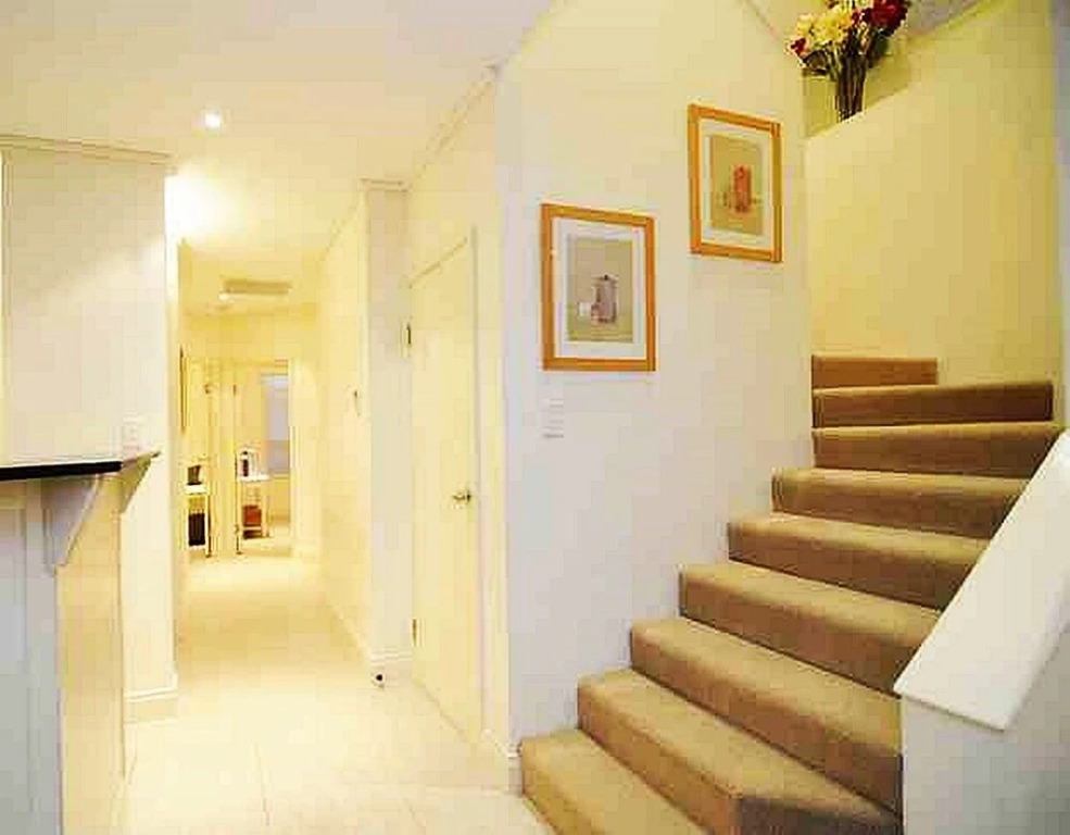 1 Plantation House