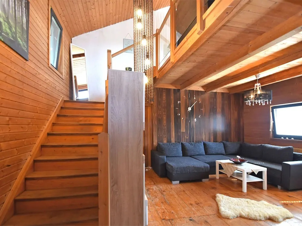 Beautiful Gallery Apartment in Passau With Separate Entrance and a Large Terrace