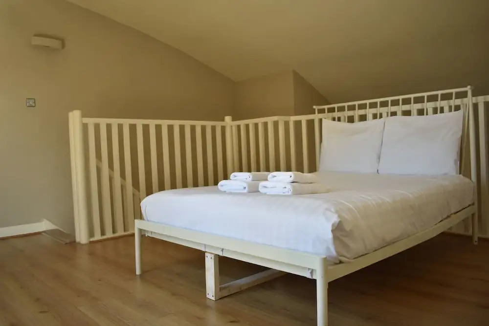 3 Bedroom Apartment In Temple Bar