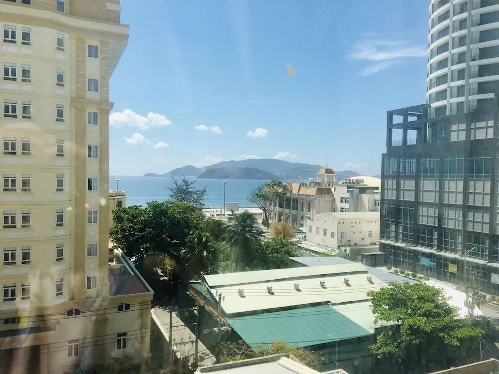 Bao Son Apartment And Hotel