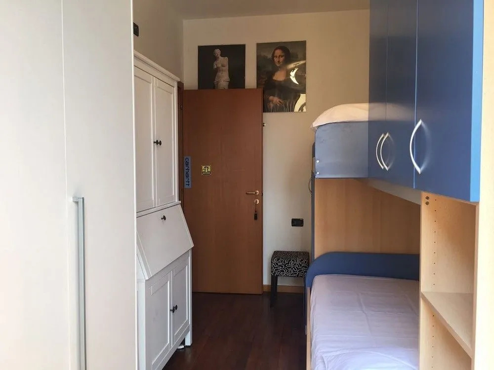 Iris Apartment