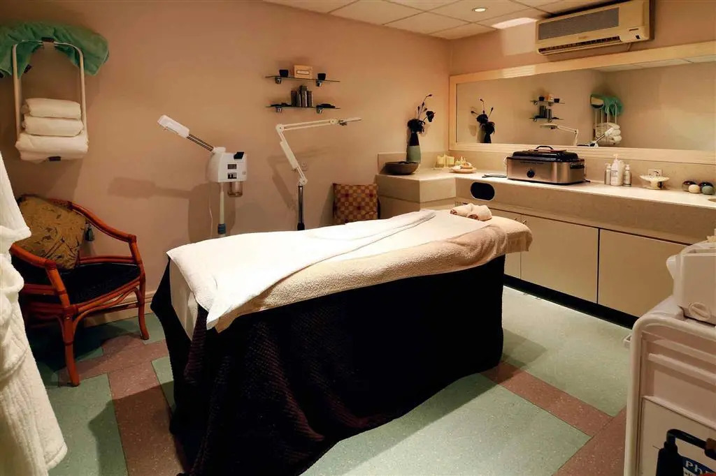 Mercure Swindon South Marston Hotel and Spa