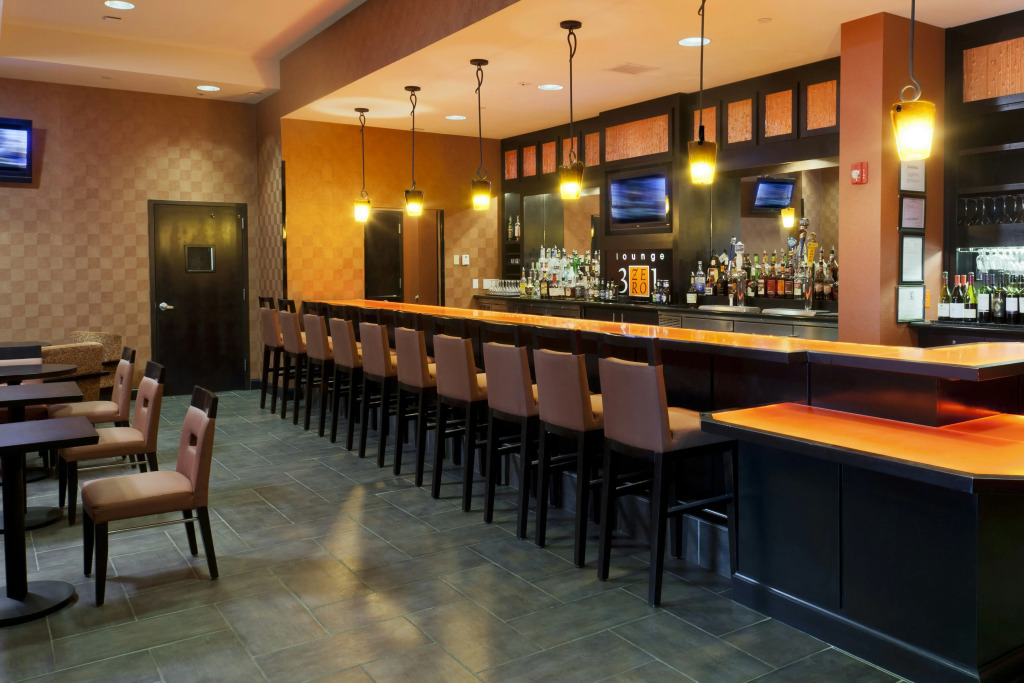 DoubleTree Suites by Hilton Bentonville