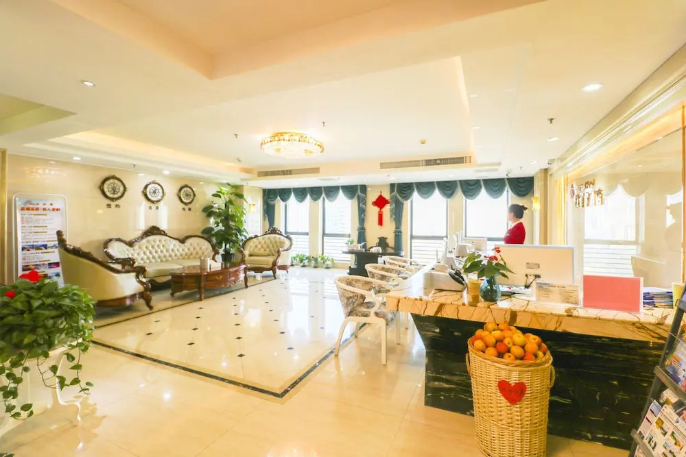 Rafael Hotel
