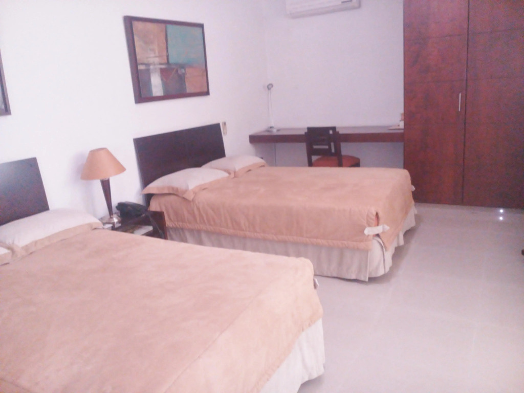 Hotel Cuarta Avenida