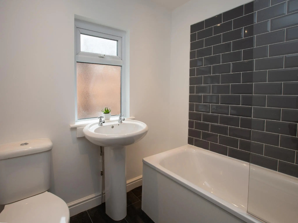 Crewe Rooms Ruskin Road