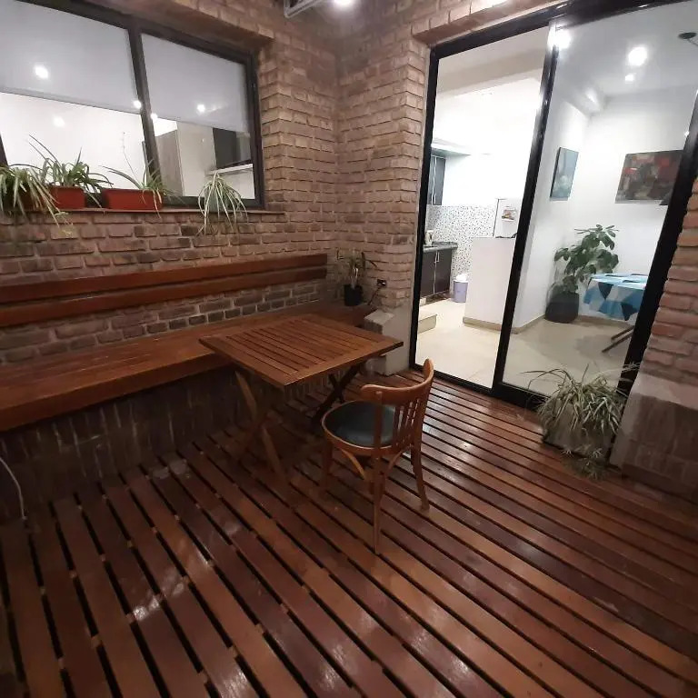 Hermoso departamento entero 2 Dormitorios con cochera B Urca