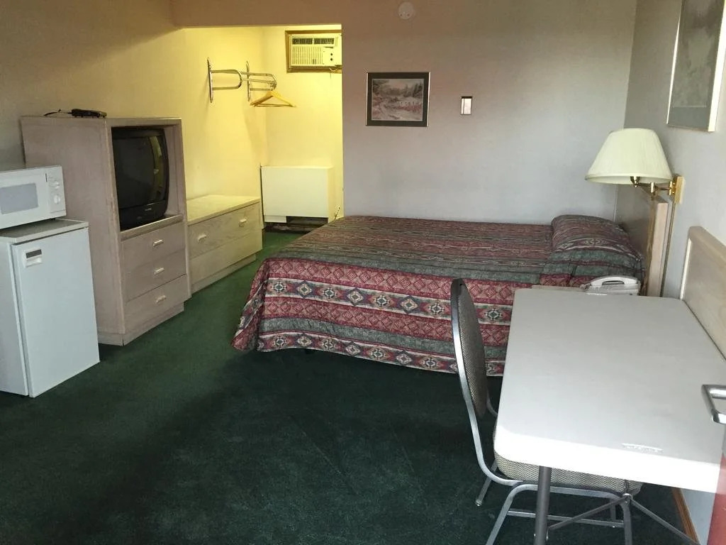 Motel Three
