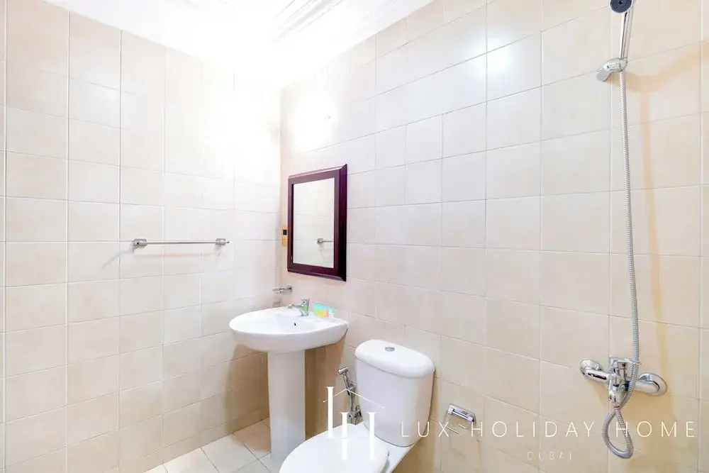 LUX Holiday Home - Frond E 1