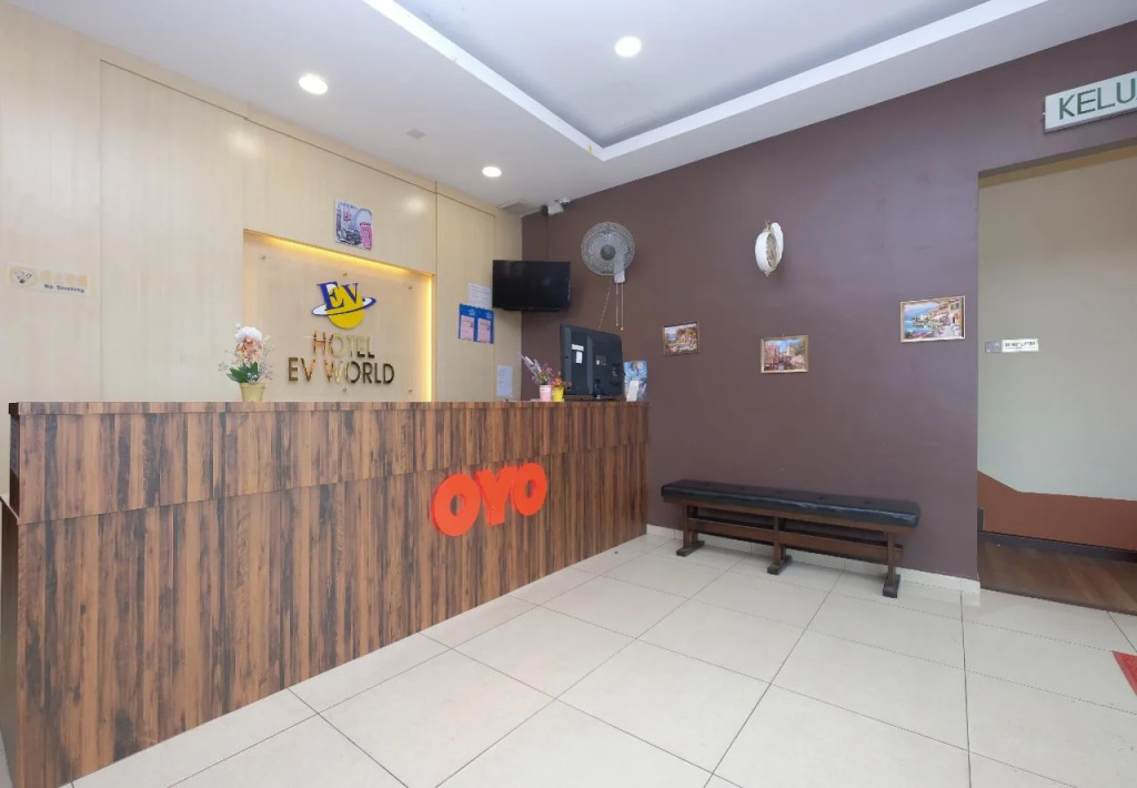 OYO 89493 Q Hotel Mentakab