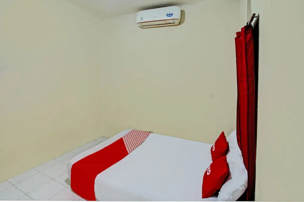 OYO Life 93058 Kos Subur