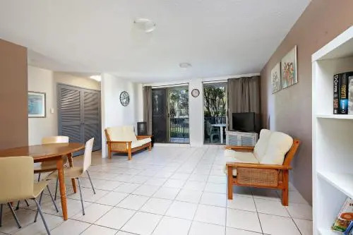 Levuka Unit 4, 14 Moreton Pde. Kings Beach