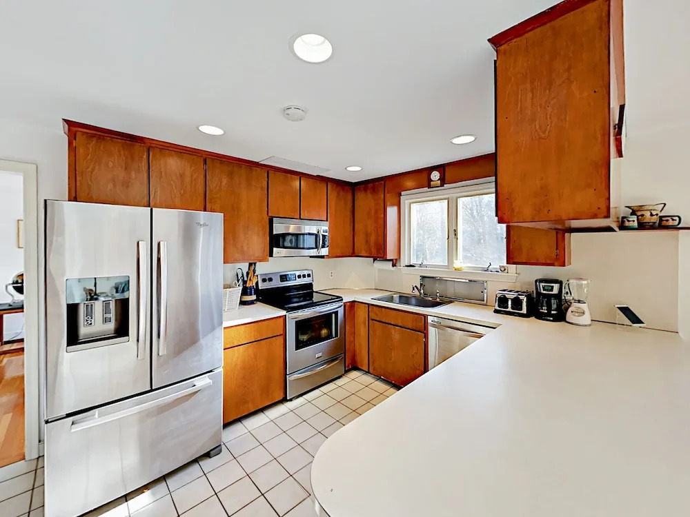 5 Redgate Lane Home by RedAwning