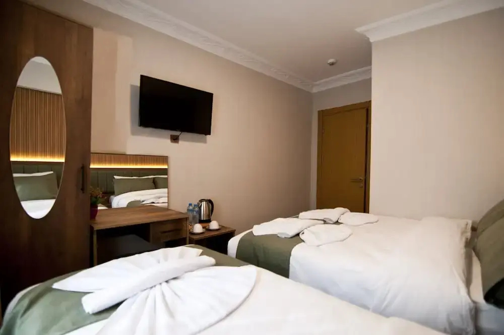 Aurora Eco Hotel