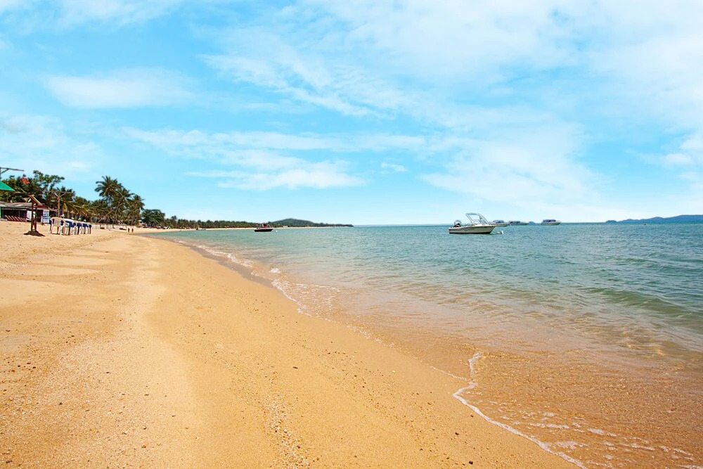 Interstellar Beachfront Villa B