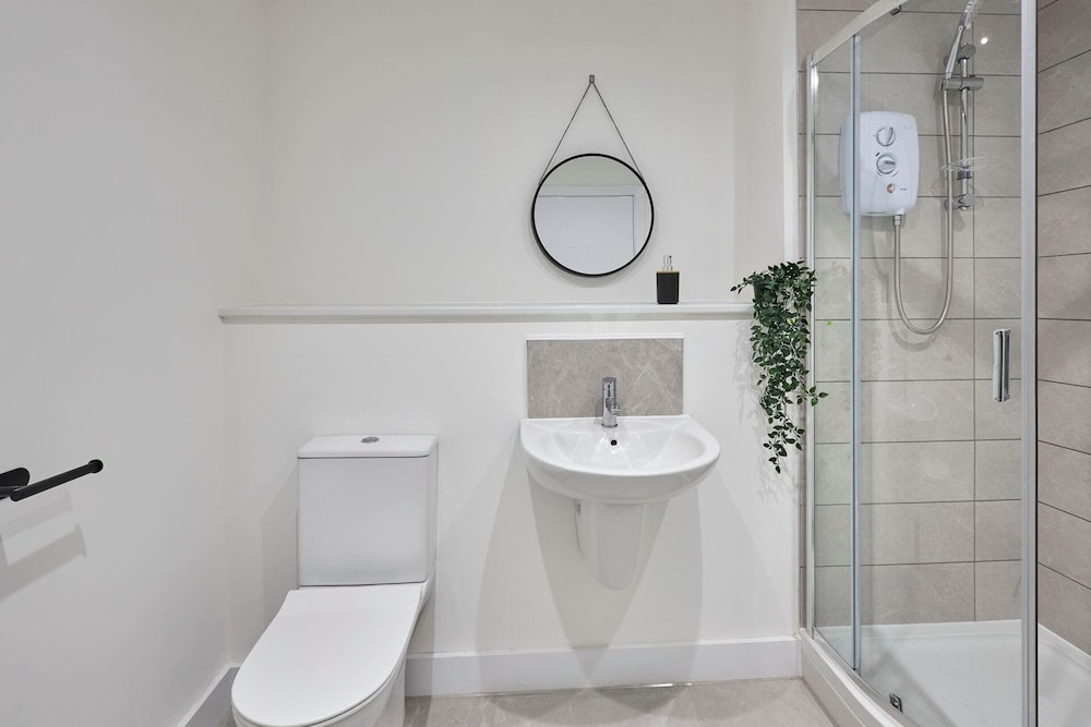 Host Stay 10 Queens Court