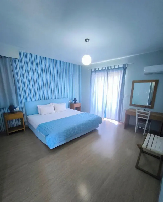 Valente Perlia Rooms