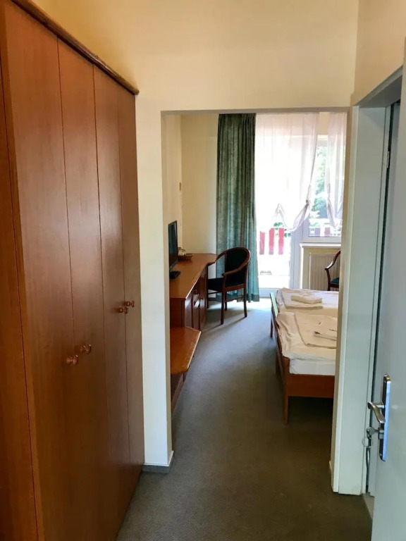 Well Hotel