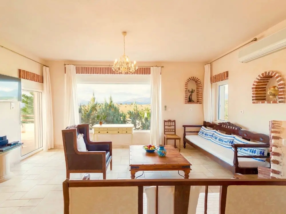 Villa with Private Pool And Beautiful Sea View on Lybian Sea, Sw Coast of Crete