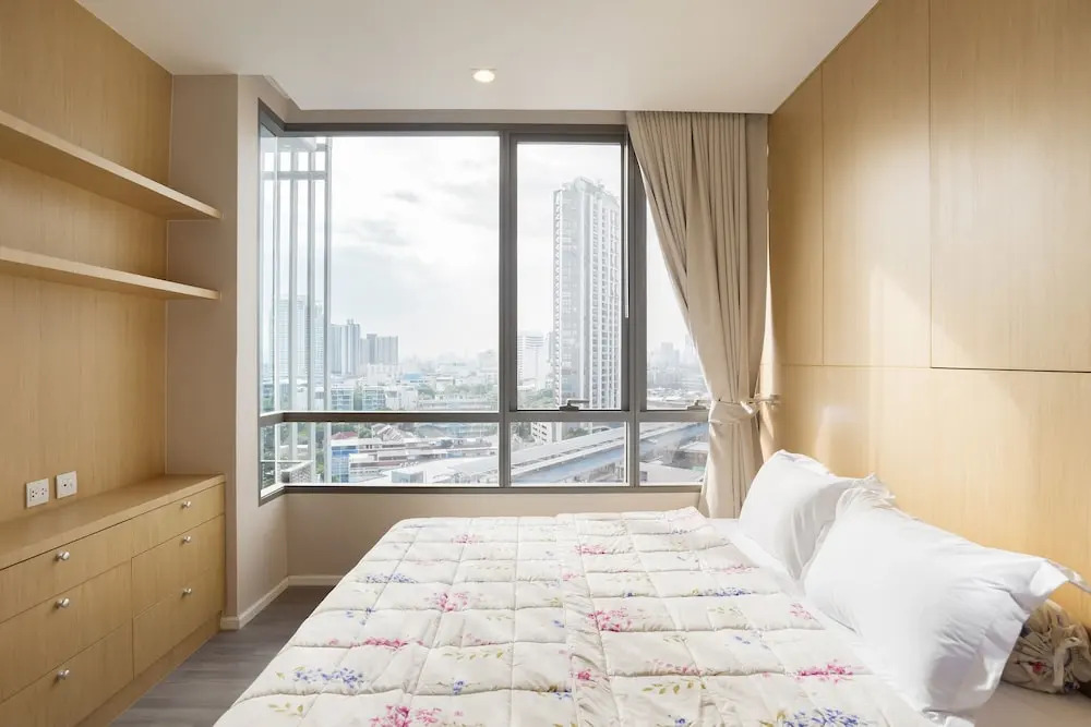 The Room Sukhumvit 69 By Favstay