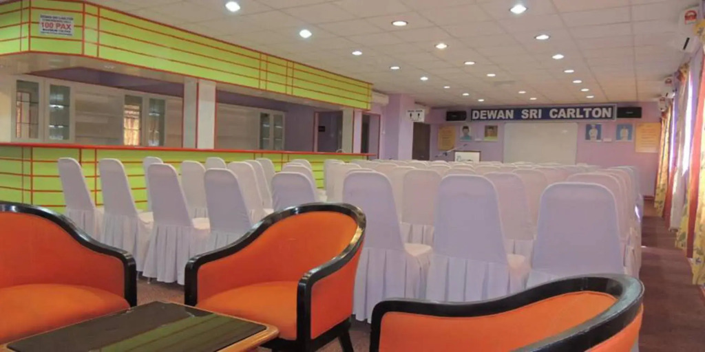 Carlton Star Hotel