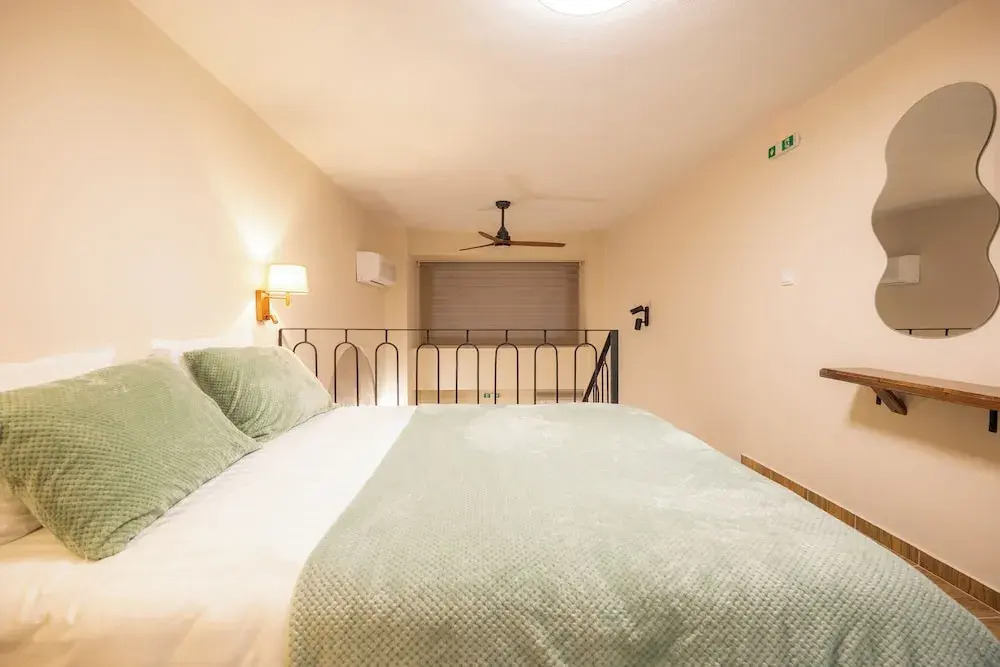 Vayas Residences - Agora