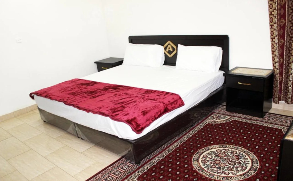 Al Eairy Furnished Apartments Qassim 4