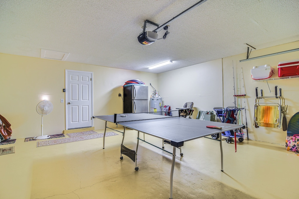 3 Mi to Beach: Prime Largo Home w/ Pool!