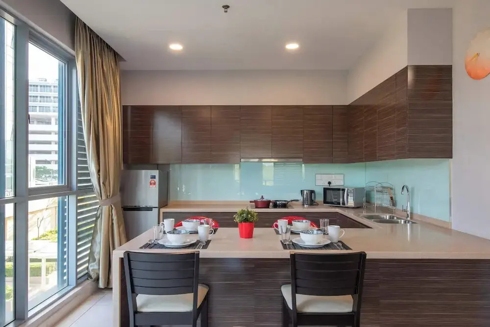 3BR Somerset Apt 2 TVs With Harbour View, Legoland