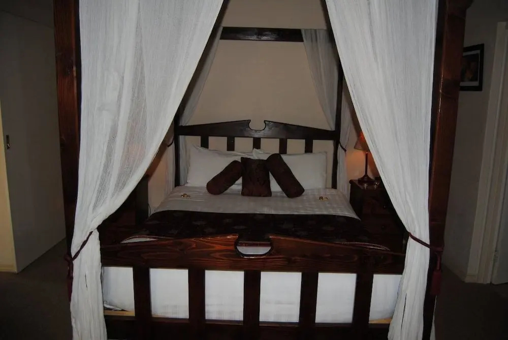 Clarendon Chalets
