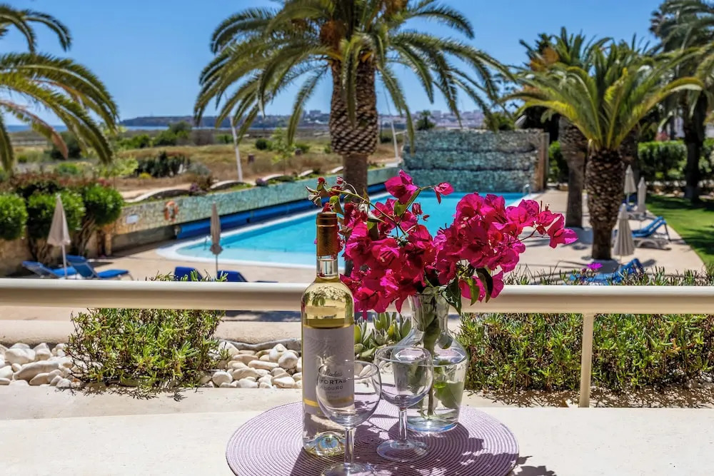 Vila Palmeira Beach Resort