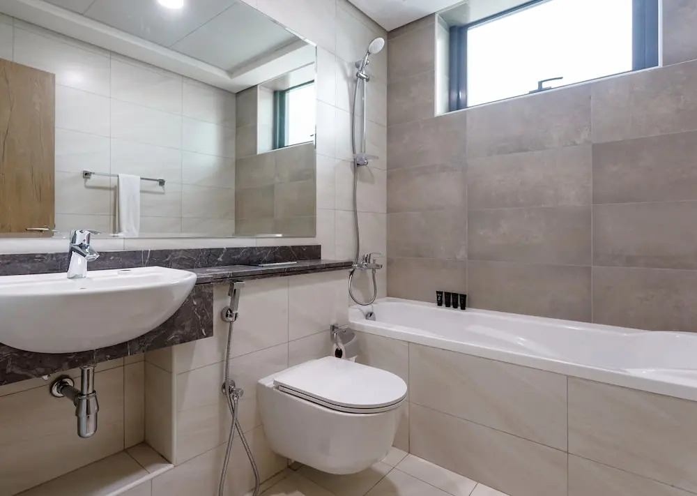 Spacious 2BR apartment with rooftop pool The Bay DT by 360 Vacation